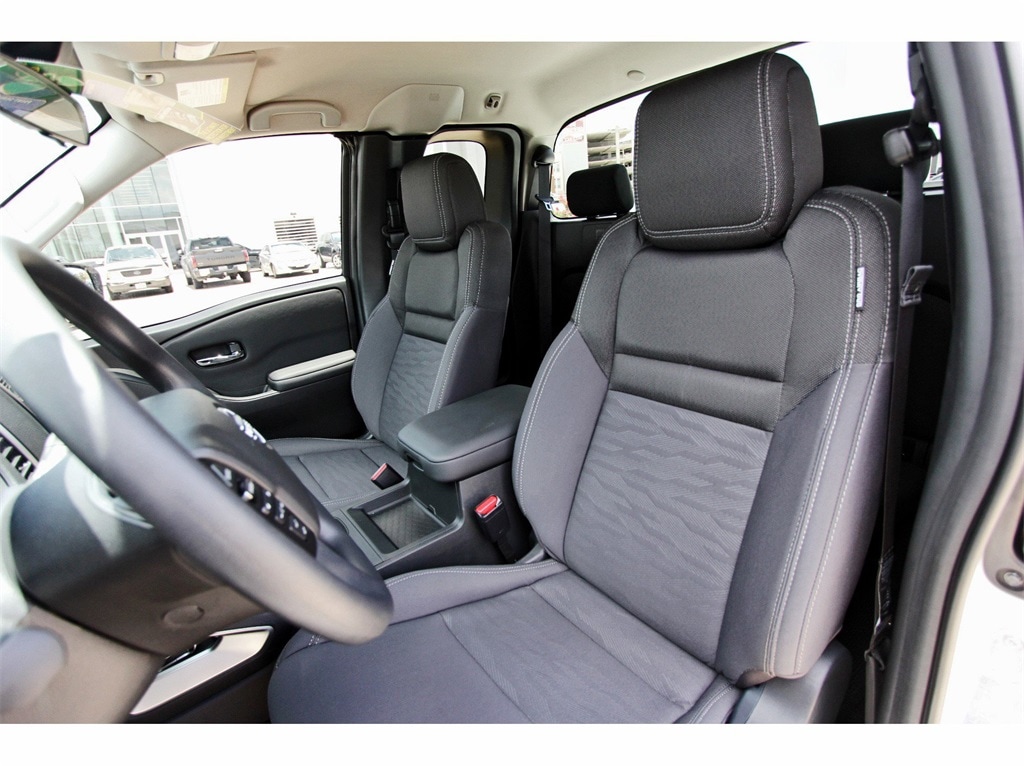 2024 Nissan Frontier SV - Photo 27