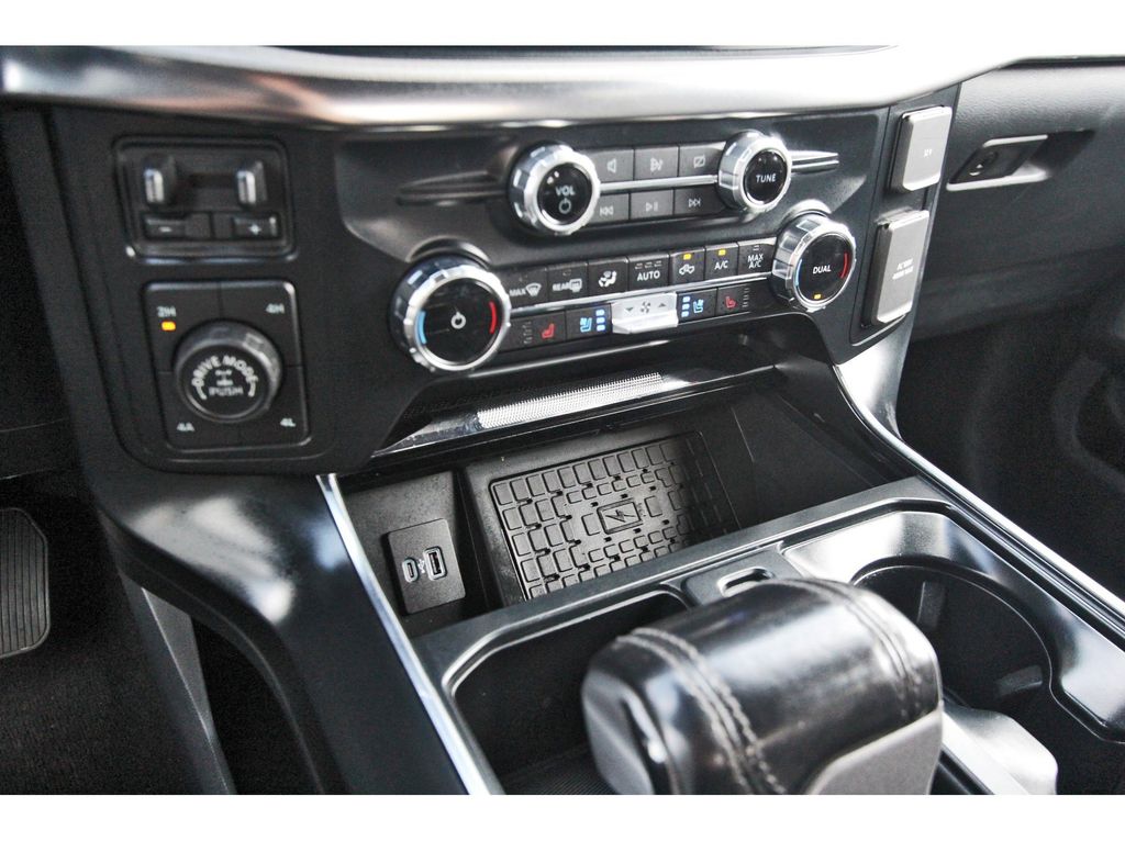 2023 Ford F-150 Raptor - Photo 25