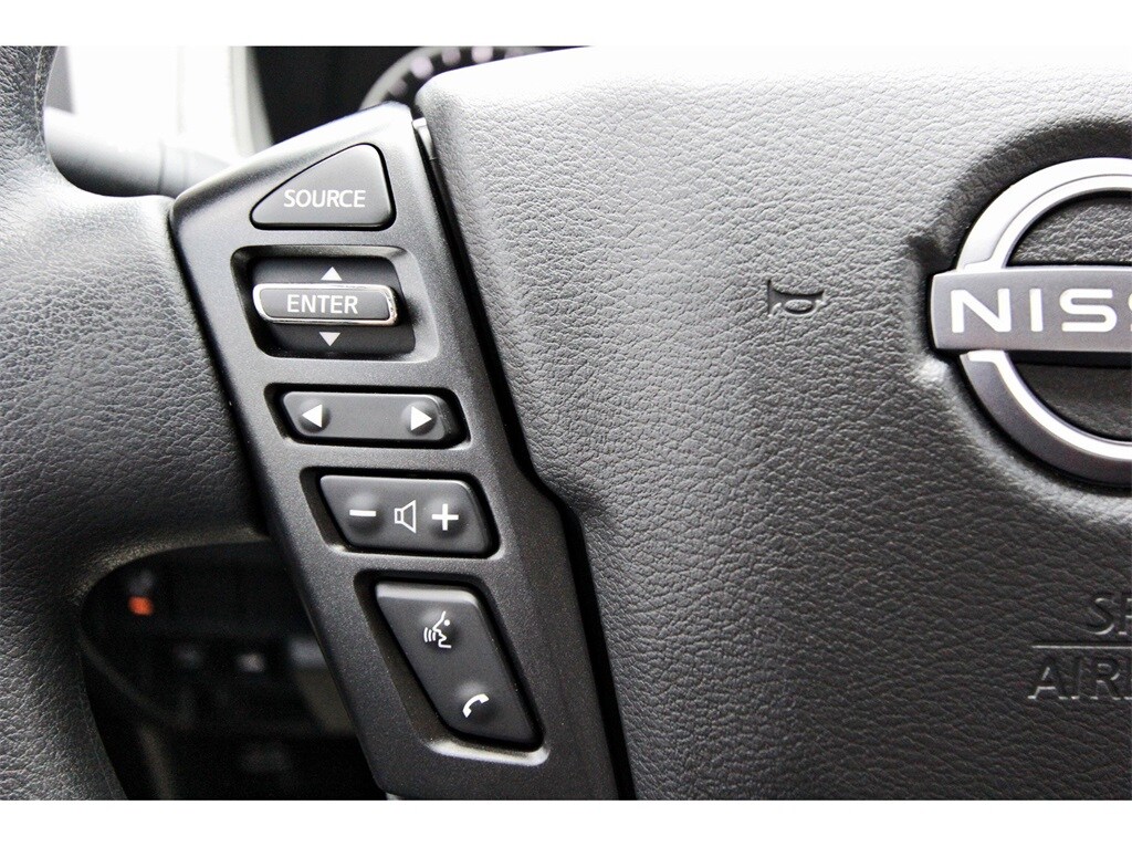 2024 Nissan Frontier SV - Photo 13