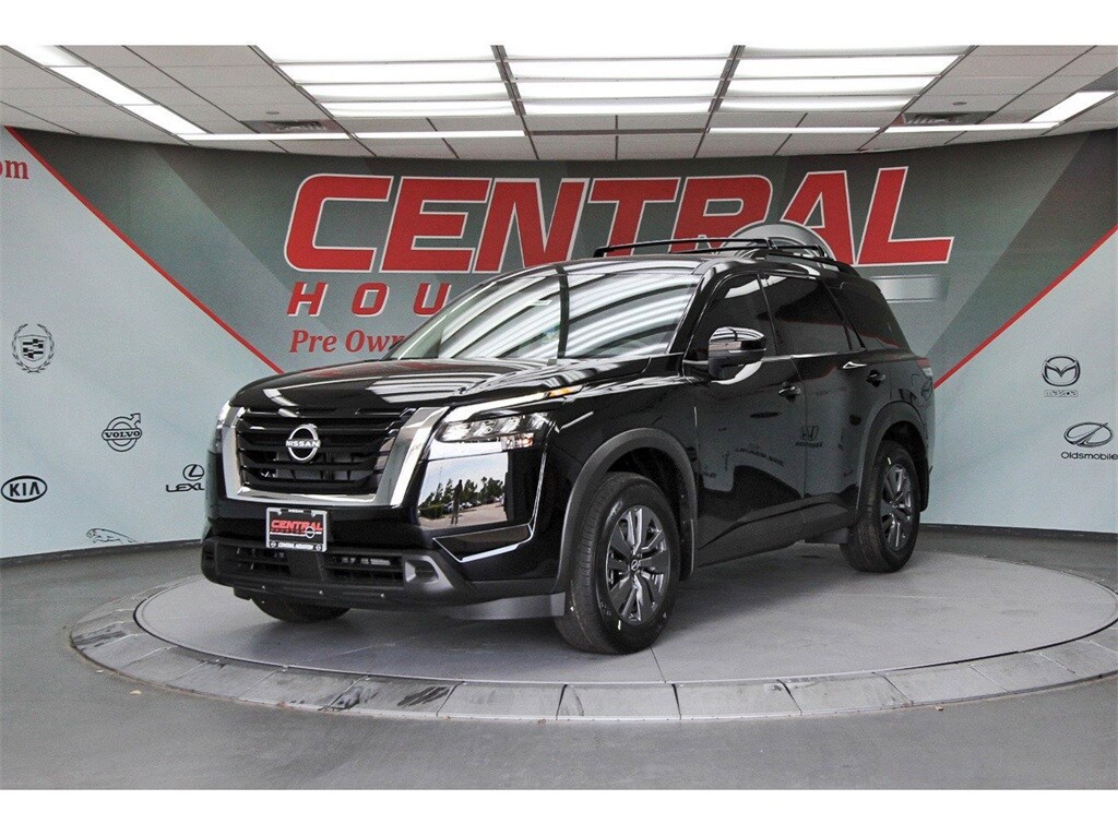 2025 Nissan Pathfinder SV photo 2