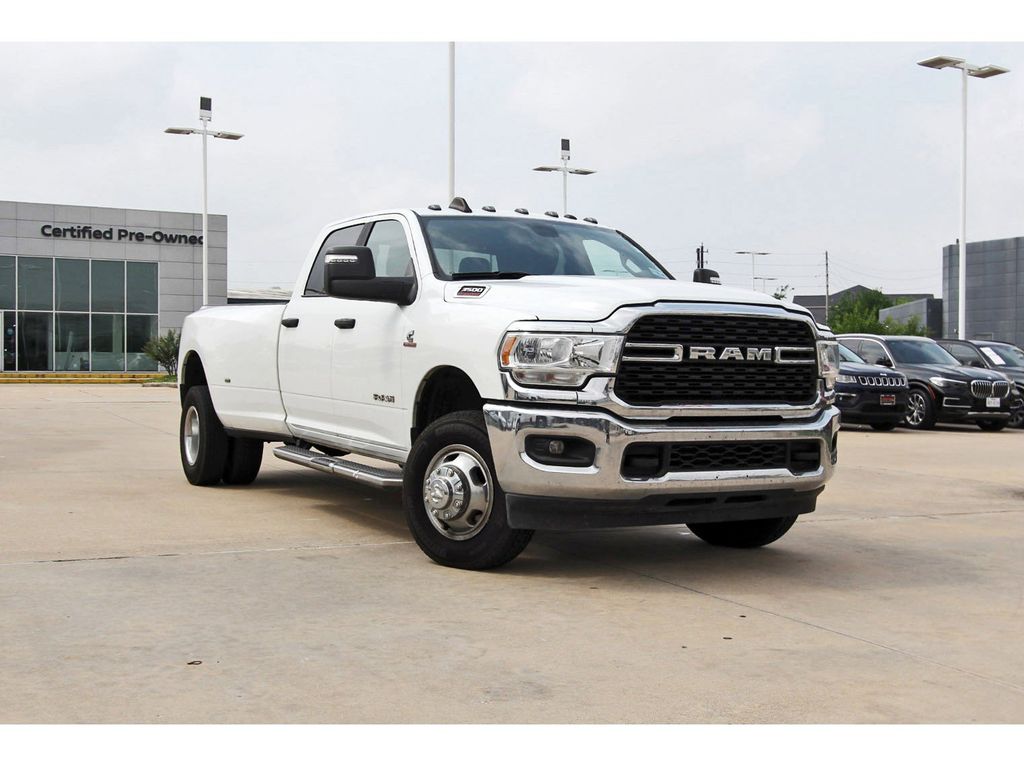 2024 RAM 3500 Big Horn 4X4 Crew Cab LWB's photo