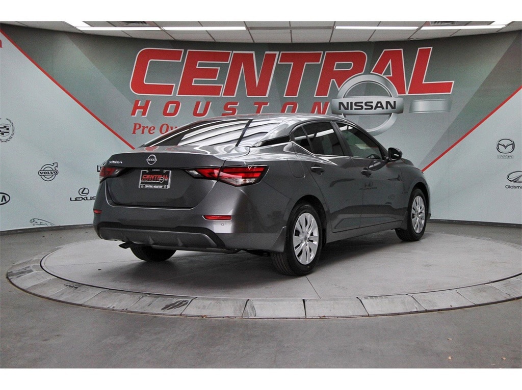 2025 Nissan Sentra S photo 4