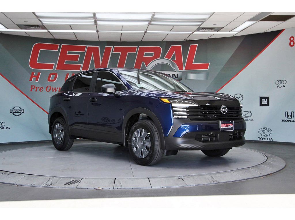 New 2026 Nissan Kicks S