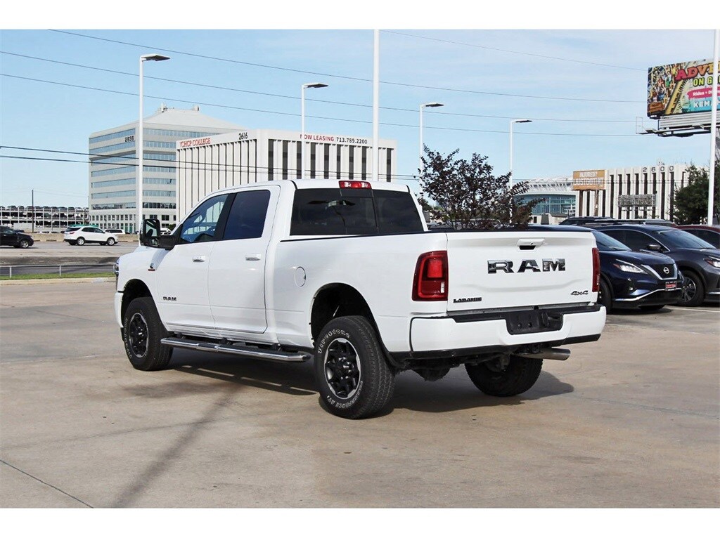 2025 Ram 2500 Laramie photo 4