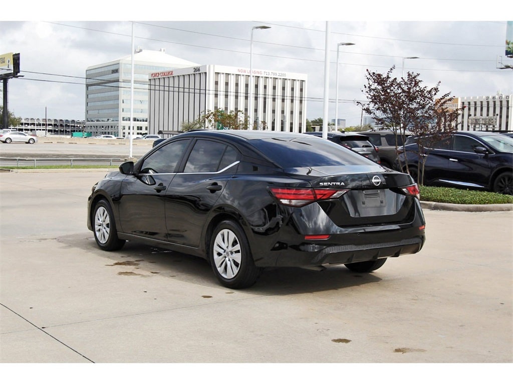 2025 Nissan Sentra S photo 3