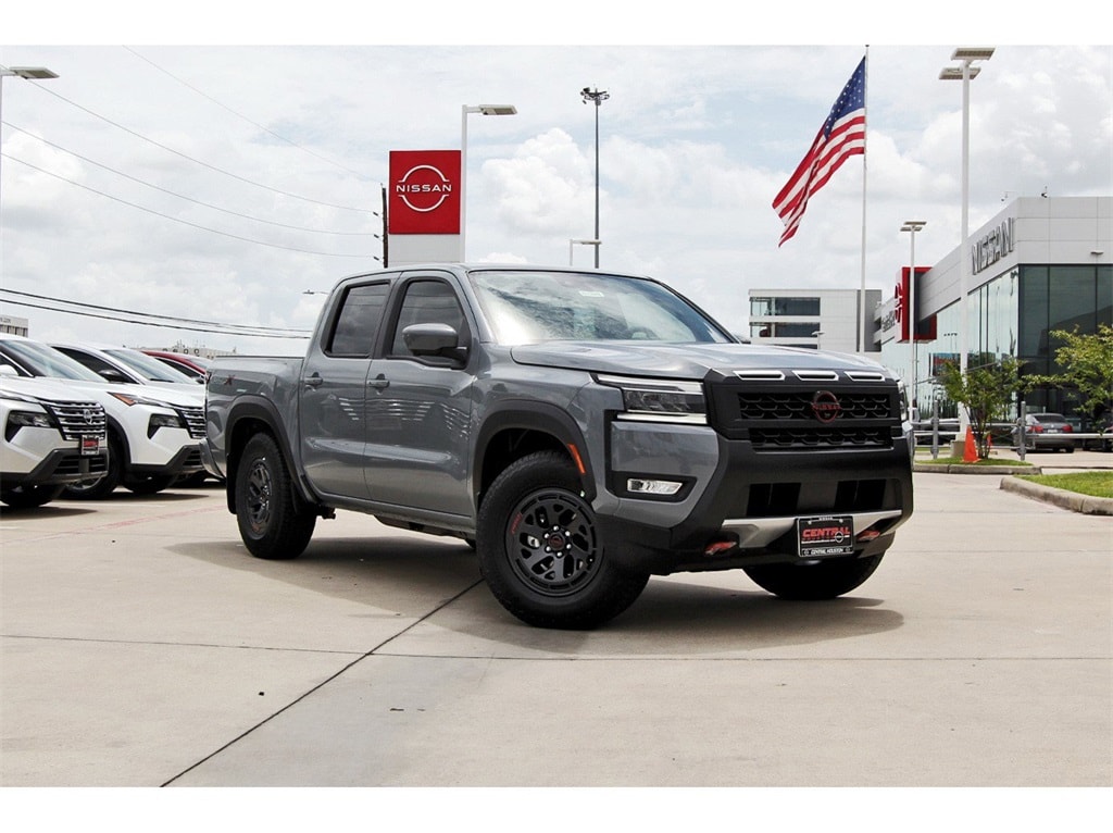 2025 Nissan Frontier