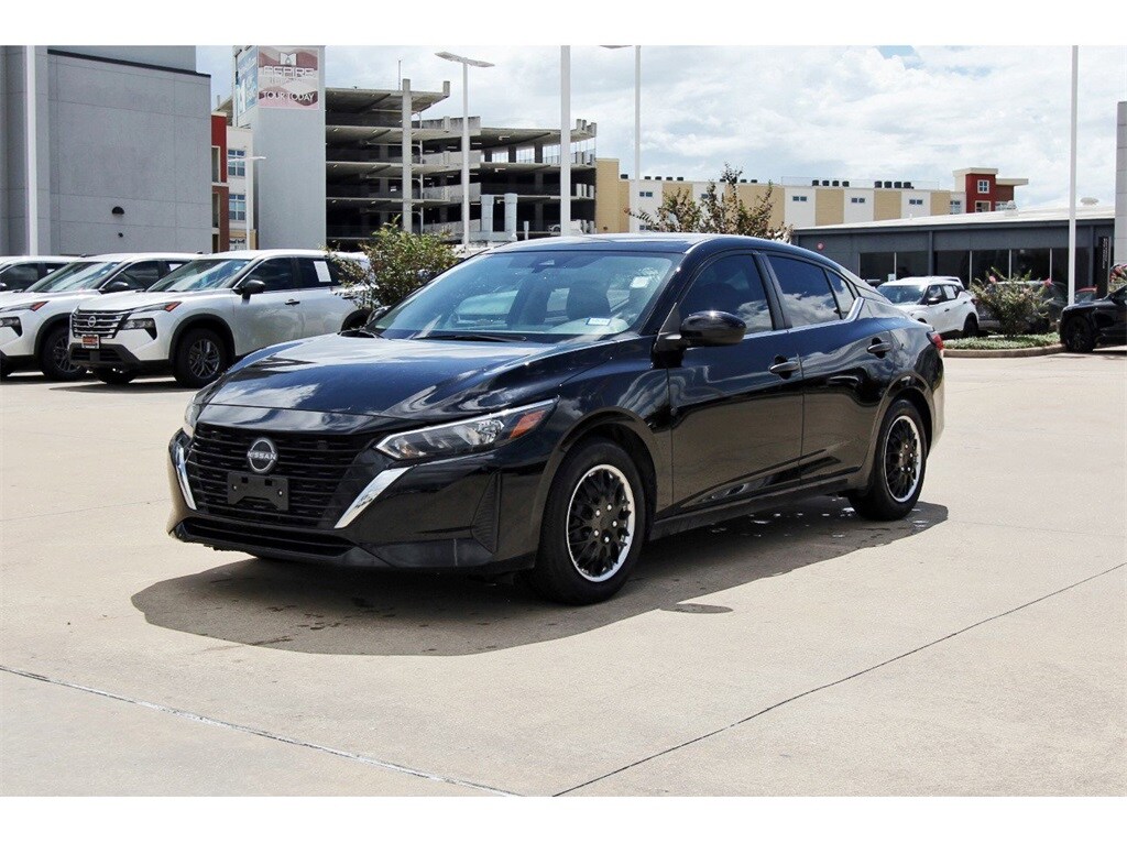 2025 Nissan Sentra S photo 2