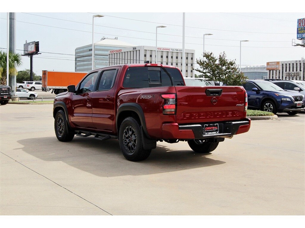 2023 Nissan Frontier PRO-X photo 4