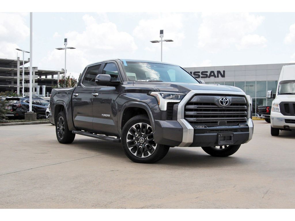 2024 Toyota Tundra i-FORCE MAX Limited