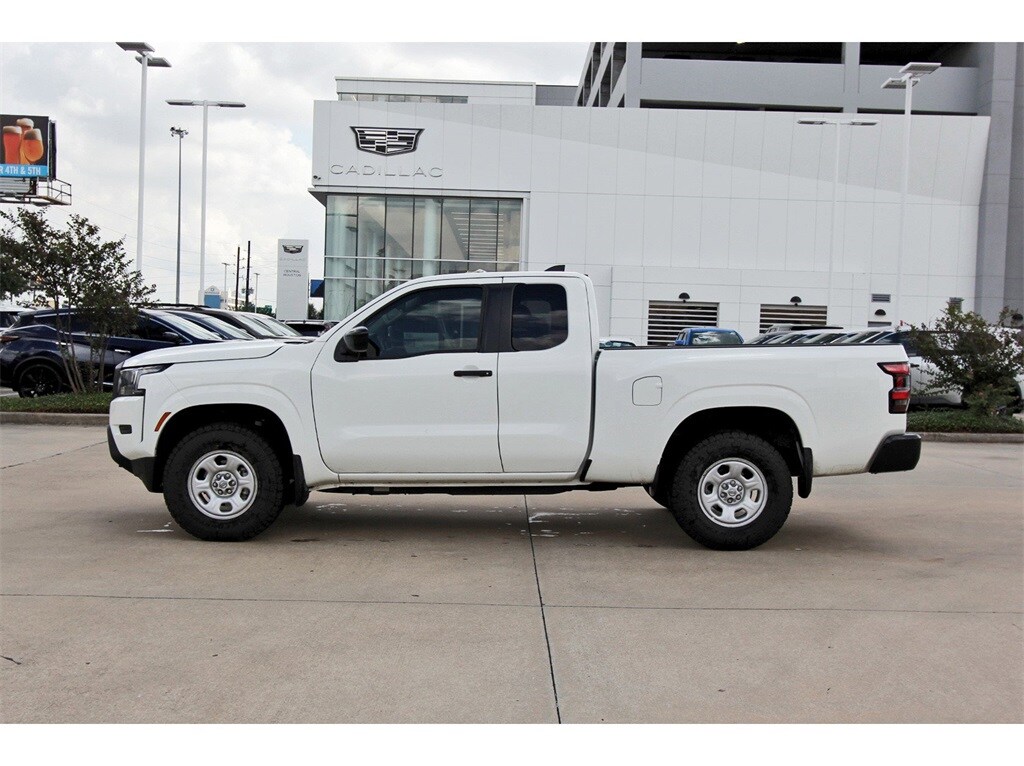2024 Nissan Frontier S photo 3