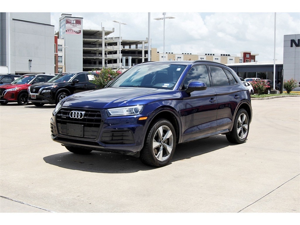 Used 2020 Audi Q5 Premium with VIN WA1ANAFY4L2115437 for sale in Houston, TX