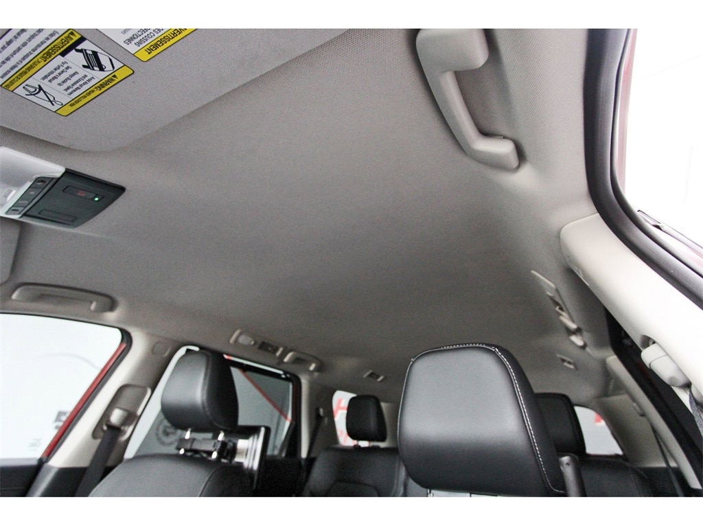 2023 Nissan Pathfinder SL photo 27