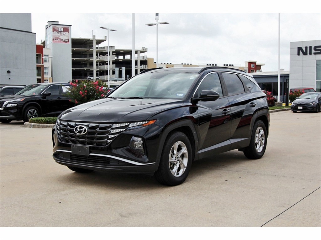 Used 2022 Hyundai Tucson SEL with VIN 5NMJB3AE6NH002904 for sale in Houston, TX