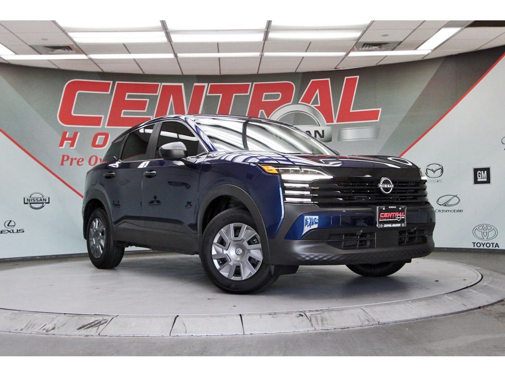 2026 Nissan KICKS