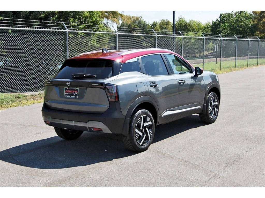 2026 Nissan Kicks SV photo 3