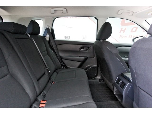 2025 Nissan Rogue S - Photo 9