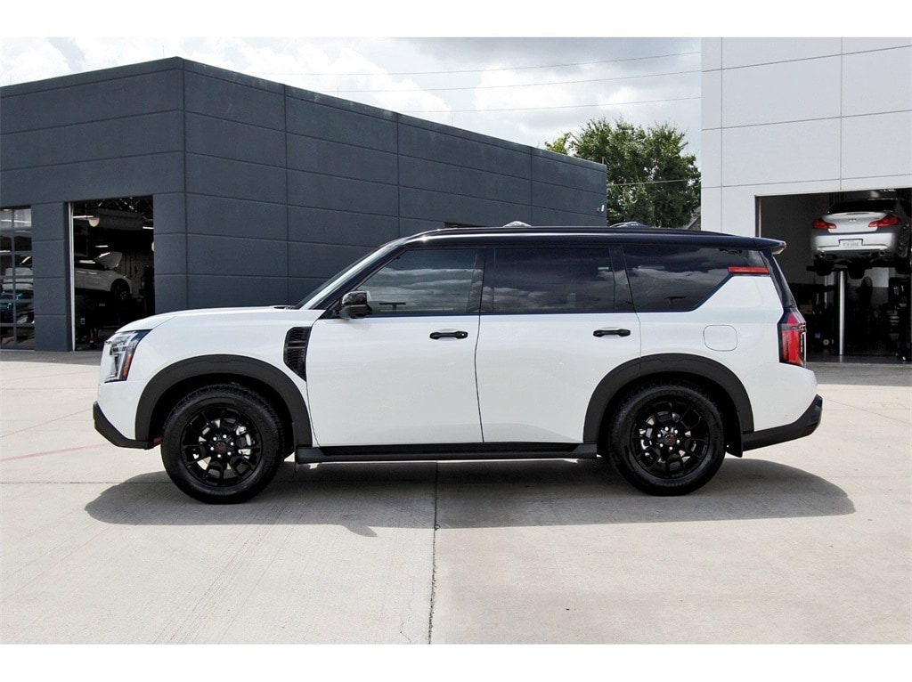 2026 Nissan Armada photo 4