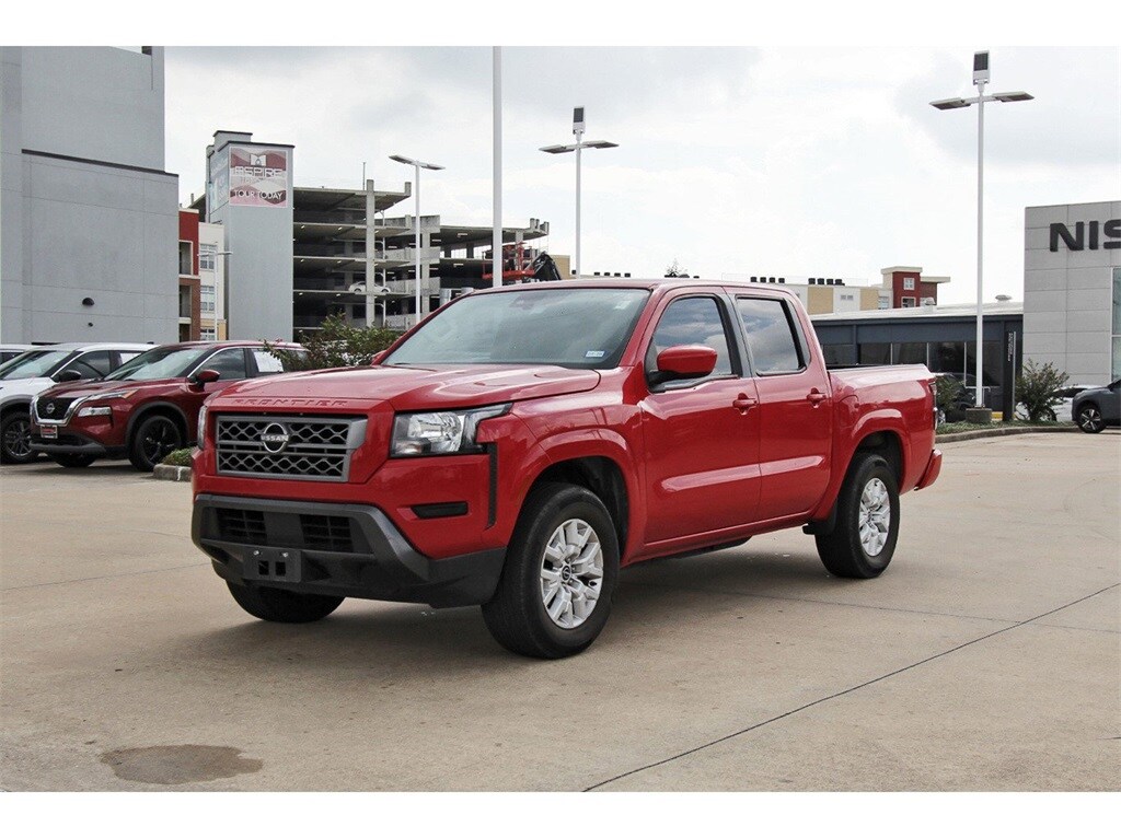 2022 Nissan Frontier SV photo 2