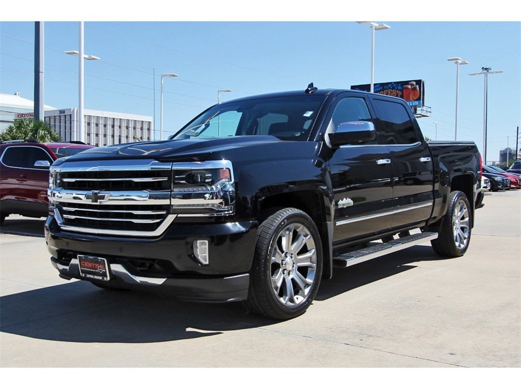 Used 2018 Chevrolet Silverado 1500 High Country with VIN 3GCPCTEJ6JG133948 for sale in Houston, TX