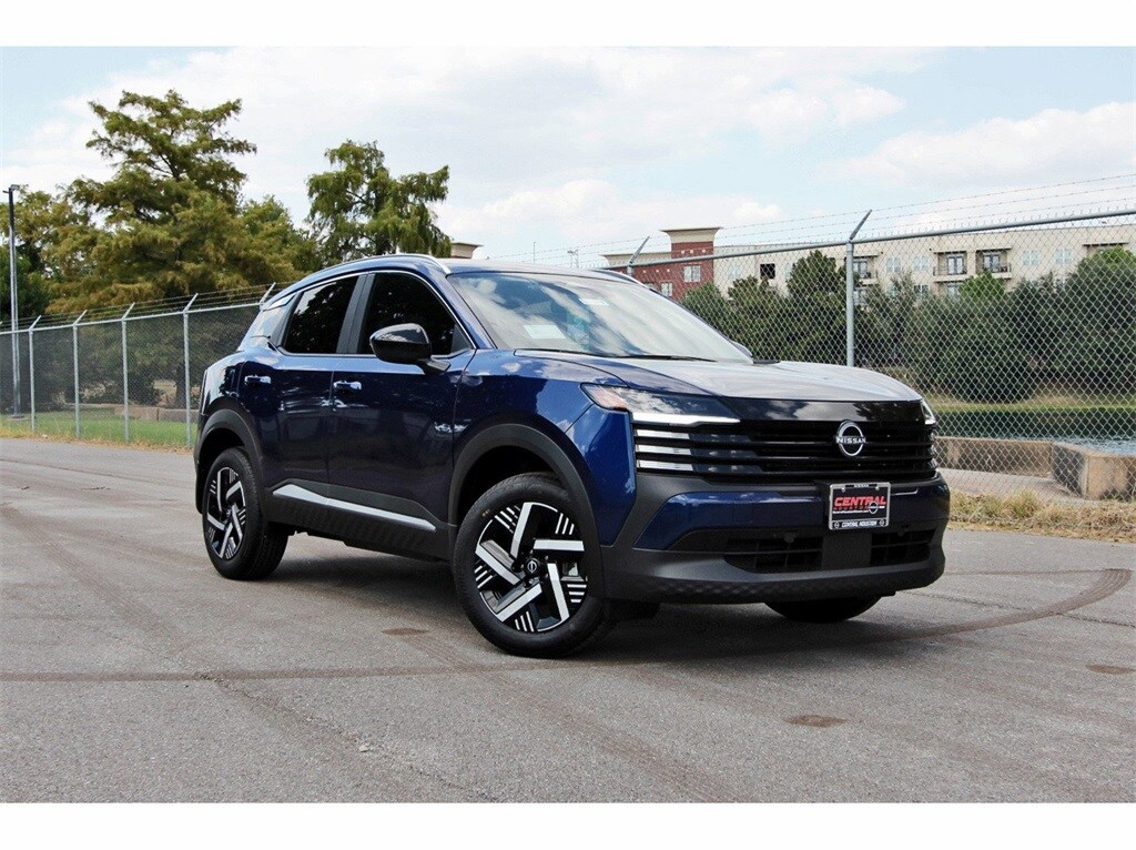 2026 Nissan Kicks SV photo 2
