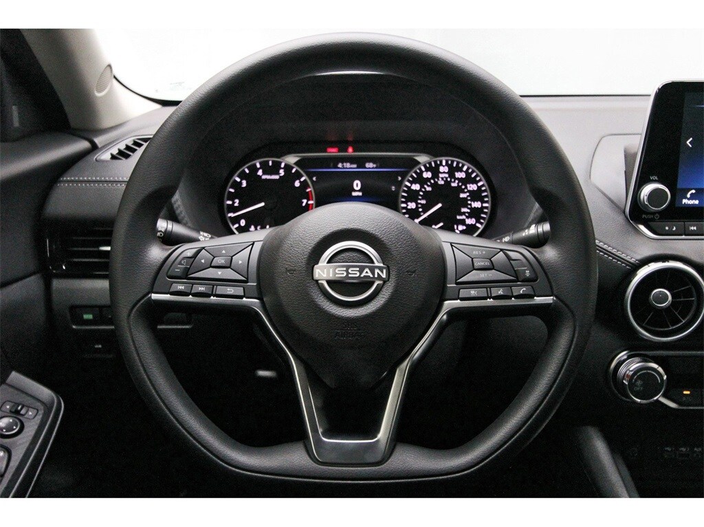 2025 Nissan Sentra SV photo 14