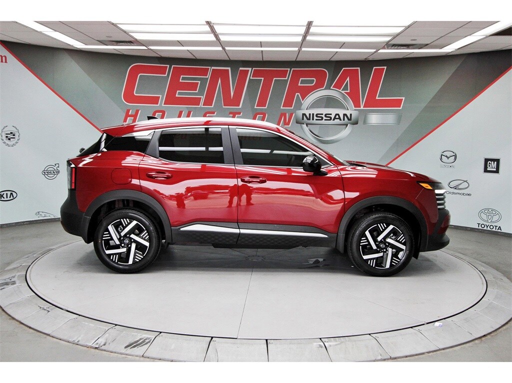 2026 Nissan Kicks SV photo 3