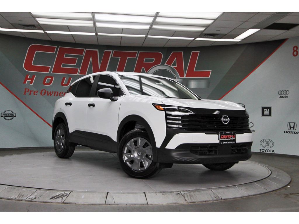New 2026 Nissan Kicks S