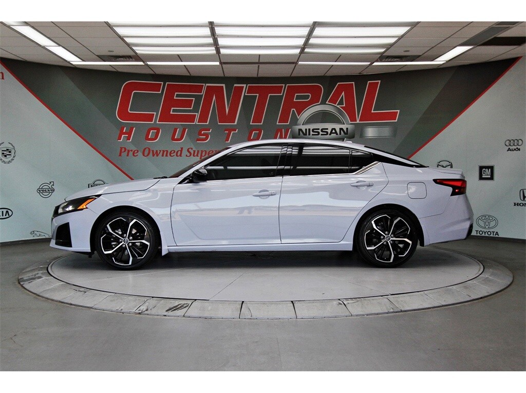 Certified 2023 Nissan Altima 2.5 SR Sedan