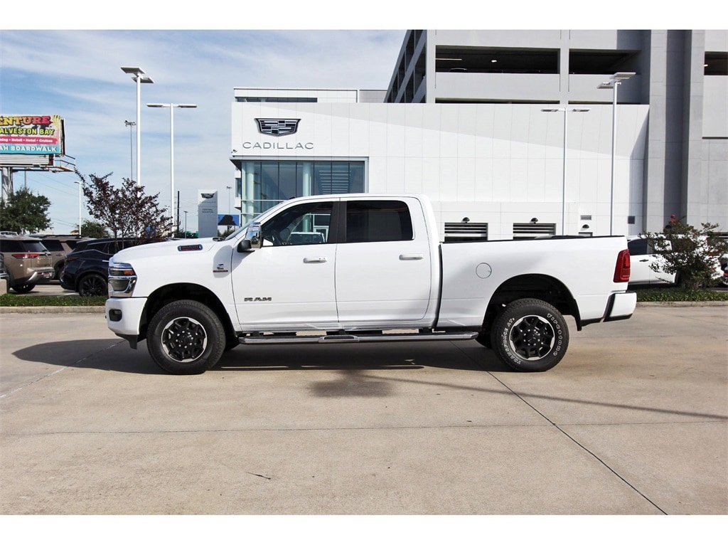 2025 Ram 2500 Laramie photo 3