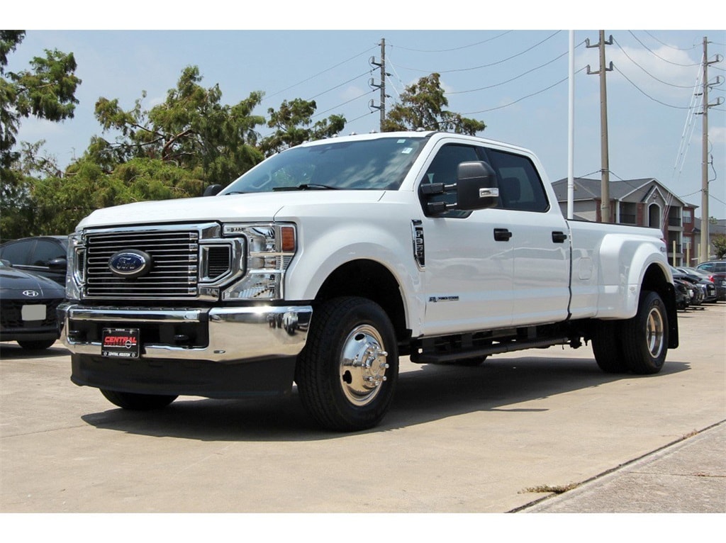 Used 2022 Ford F-350 Super Duty XLT with VIN 1FT8W3DT8NEG27272 for sale in Houston, TX