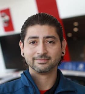 Staff member Daret Cabrera from ID_8af54d4ddcef