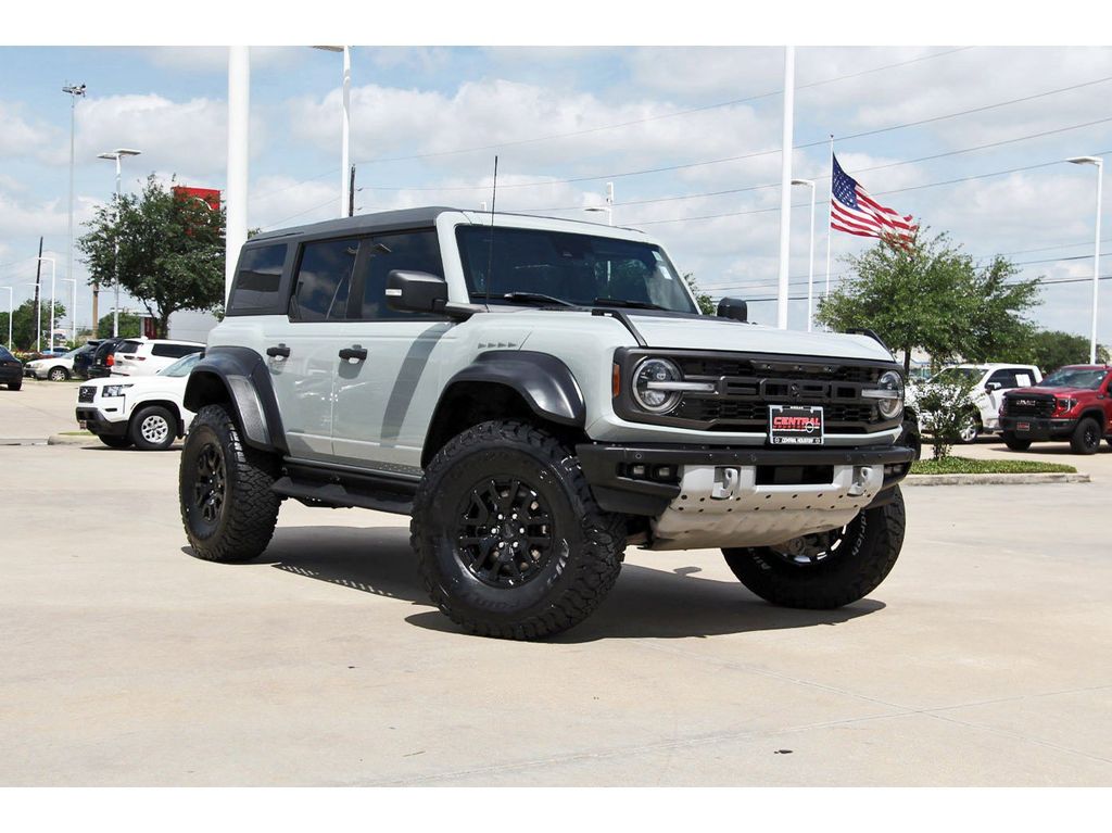 2022 Ford Bronco Raptor 4x4's photo