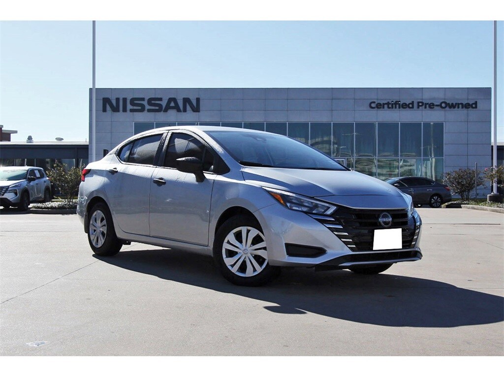 Used 2025 Nissan Versa 1.6 S Sedan