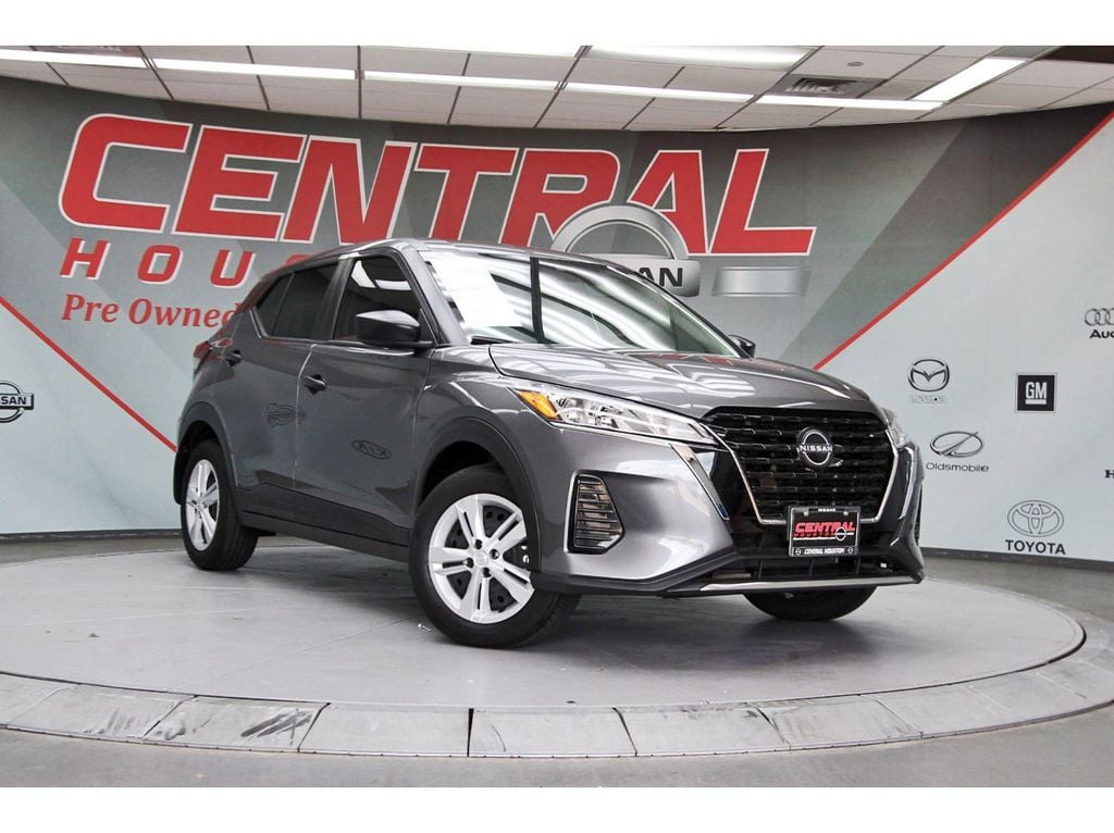 2025 Nissan Kicks Play 1.6 FWD's photo