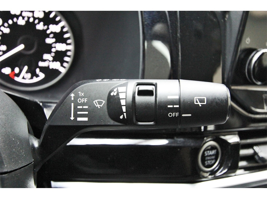 2023 Nissan Pathfinder SL photo 16
