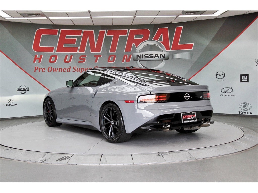 2024 Nissan Z Performance photo 4