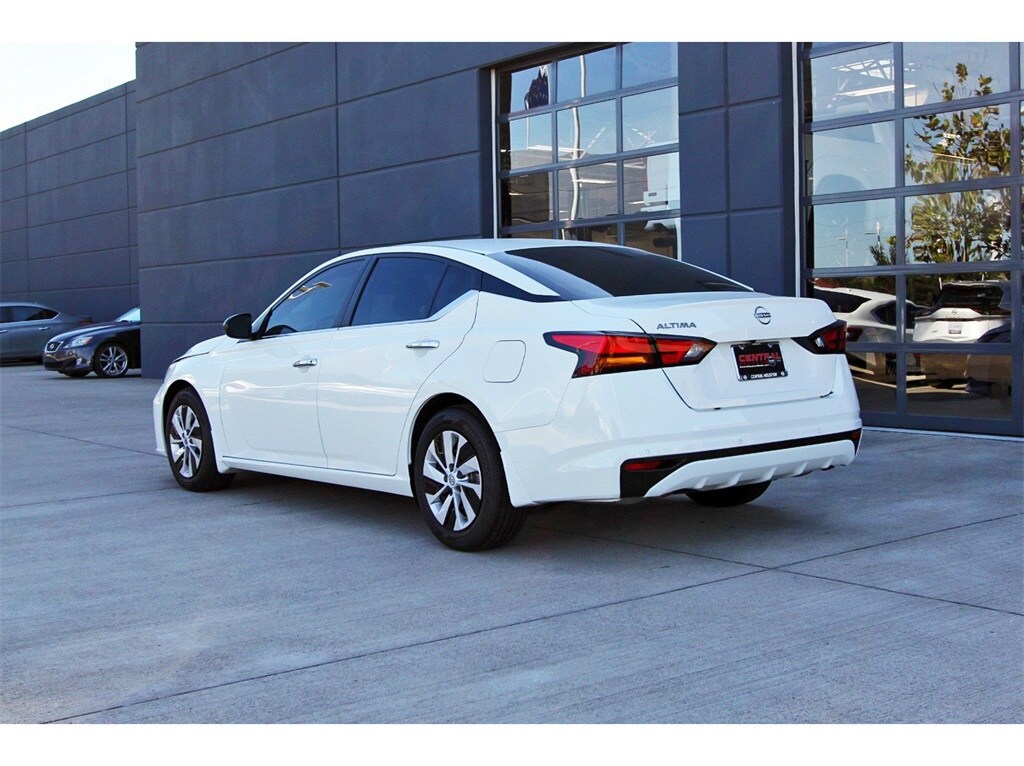 2024 Nissan Altima 2.5 S photo 4
