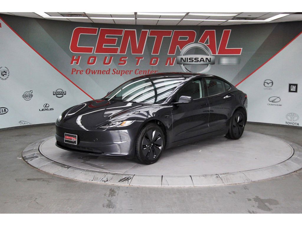 Used 2025 Tesla Model 3 Long Range with VIN 5YJ3E1EA8SF024055 for sale in Houston, TX