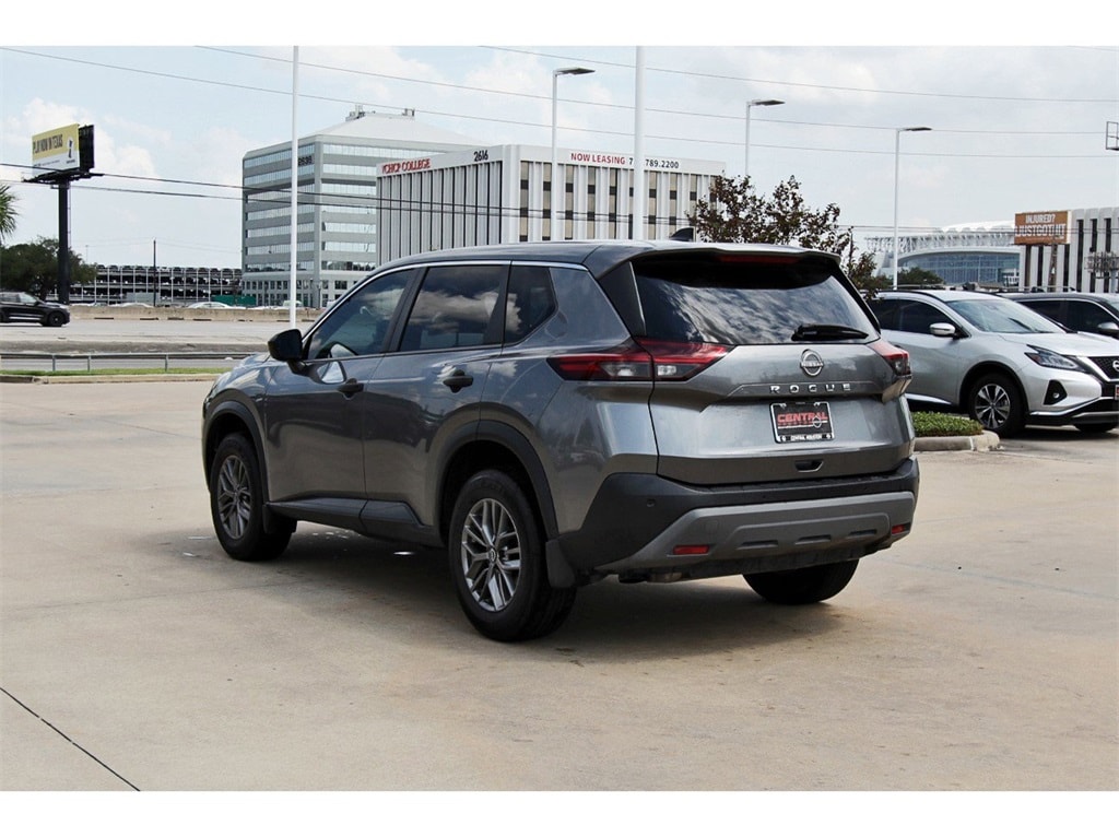 2022 Nissan Rogue S photo 4