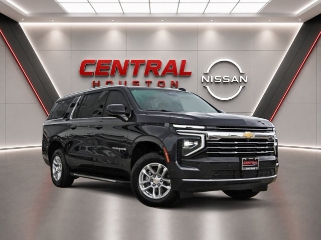 2025 Chevrolet Suburban LT