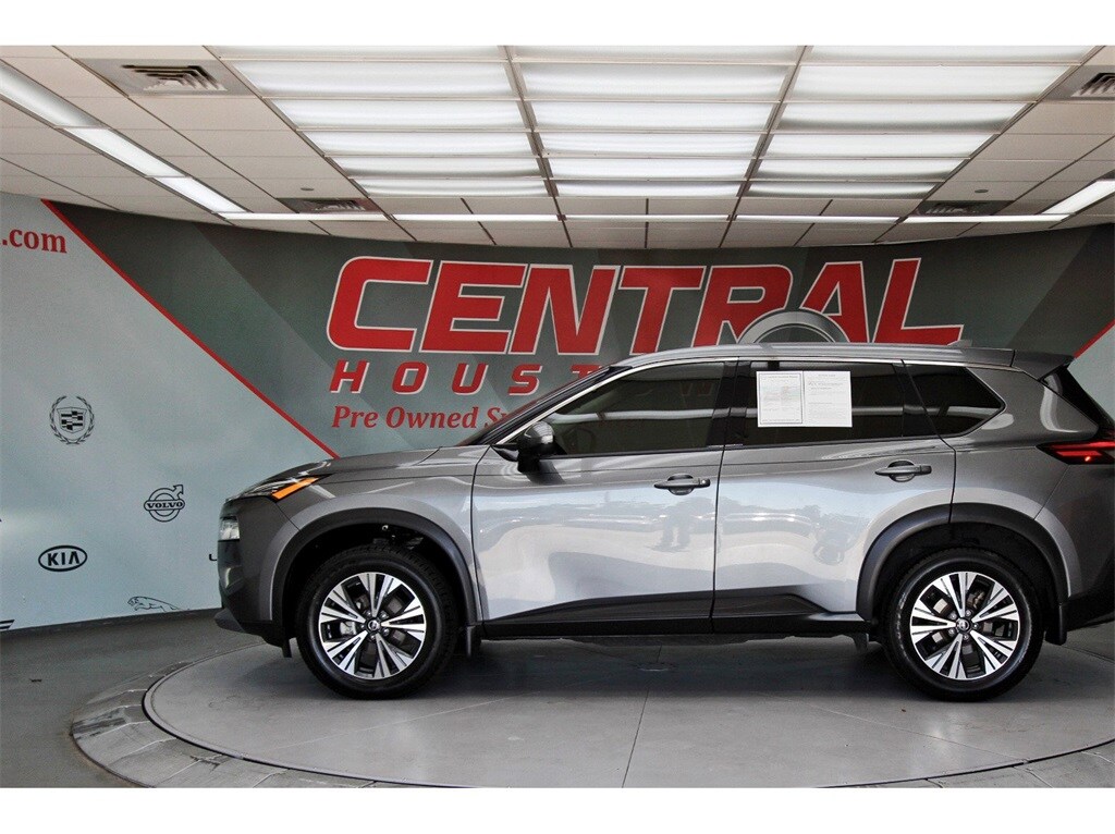 Used 2021 Nissan Rogue SV SUV