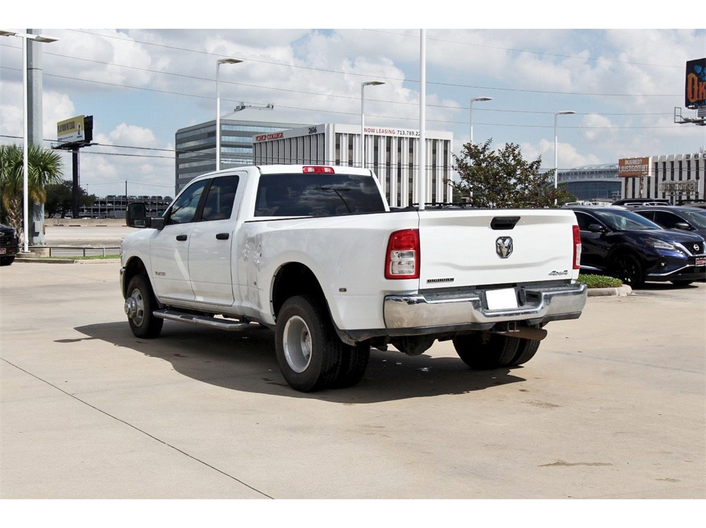 2024 Ram 3500 Big Horn photo 4