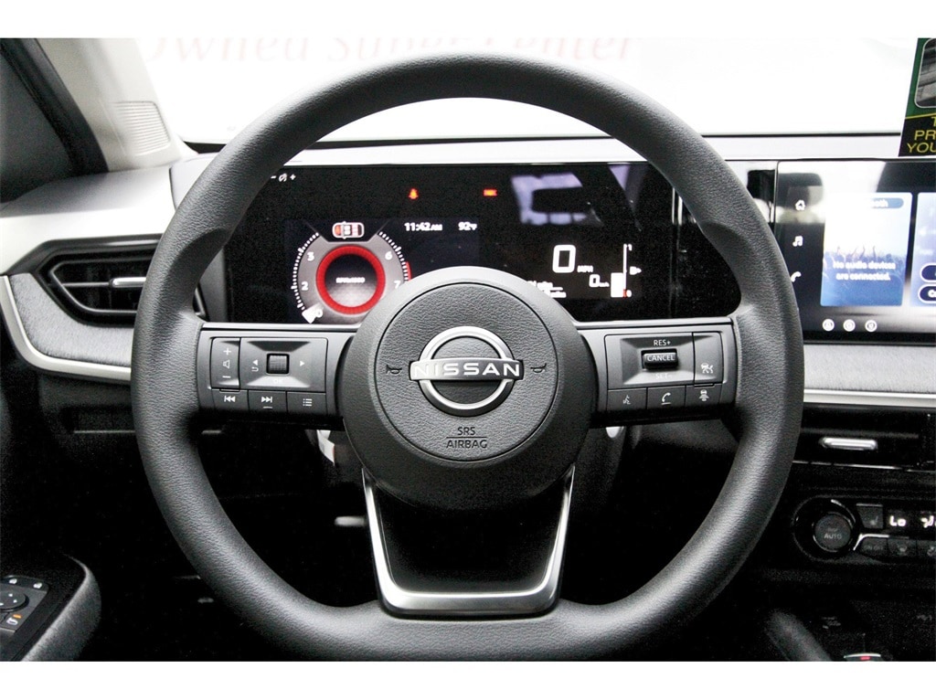 2026 Nissan Kicks SV photo 11