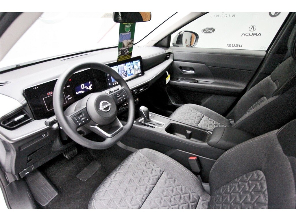 2026 Nissan Kicks SV photo 10