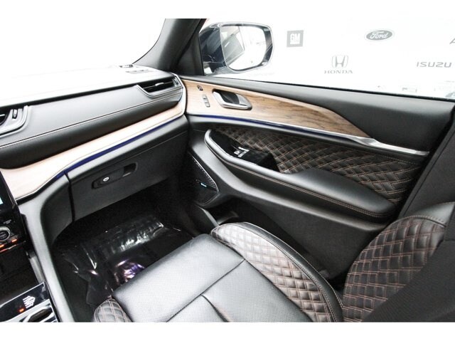 2024 Jeep Grand Cherokee Summit - Photo 9