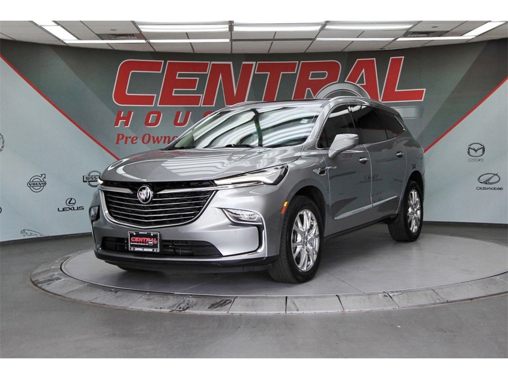 Used 2024 Buick Enclave Essence with VIN 5GAERBKW5RJ119180 for sale in Houston, TX