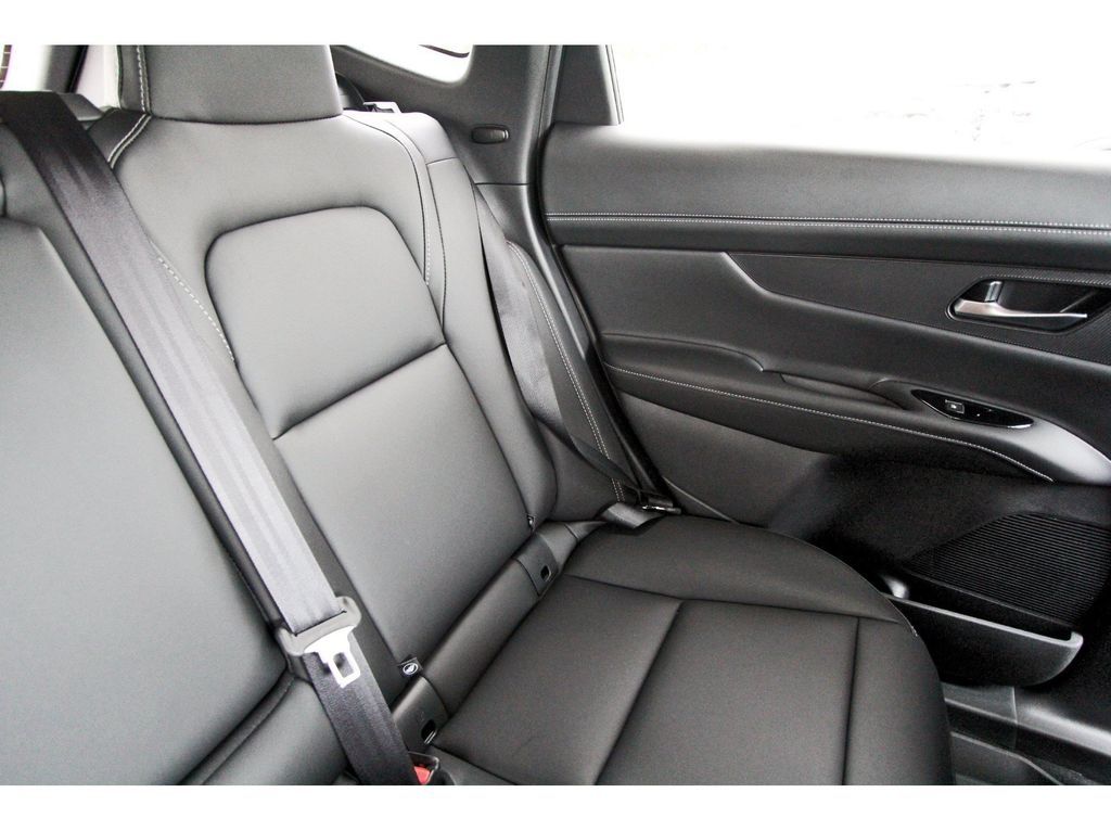 2025 Nissan Murano SL - Photo 12