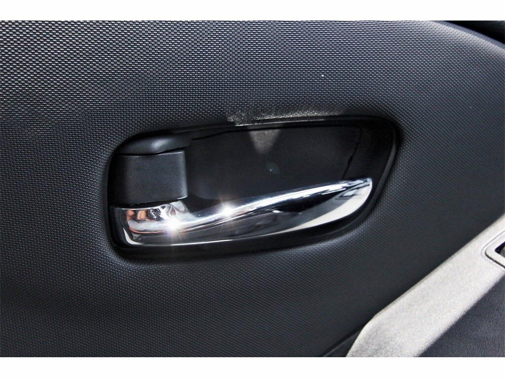 2024 Nissan Frontier SV - Photo 18