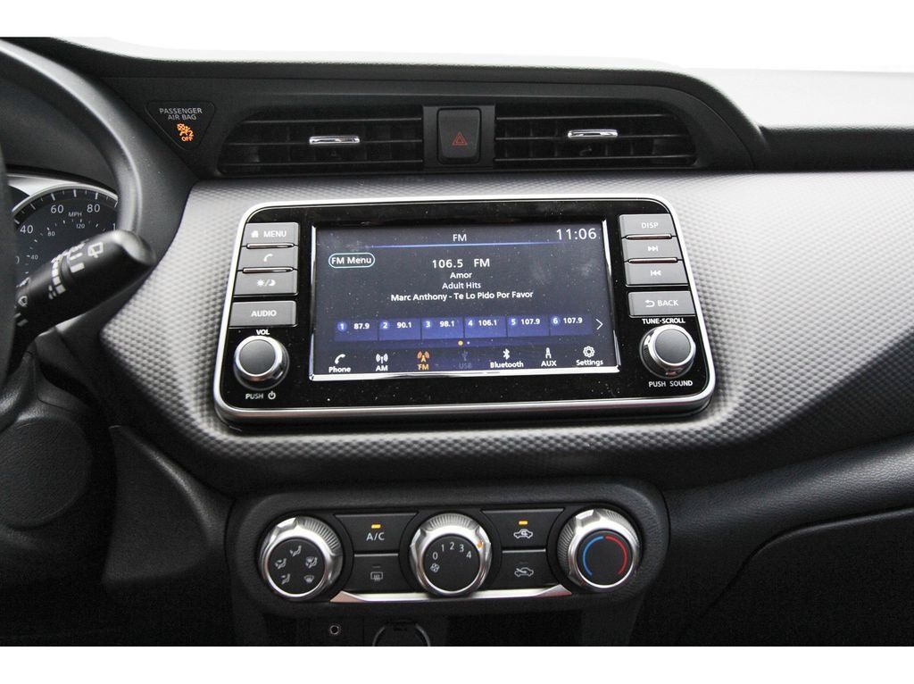 2025 Nissan KICKS PLAY Base - Photo 17