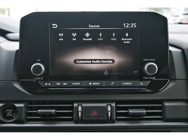 2025 Nissan Pathfinder S - Photo 25